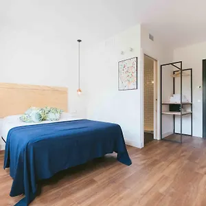 3* Гостевой дом Magatzem 128