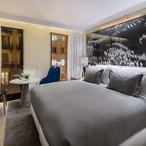 https://the-one-barcelona.catalonia-hotels.com